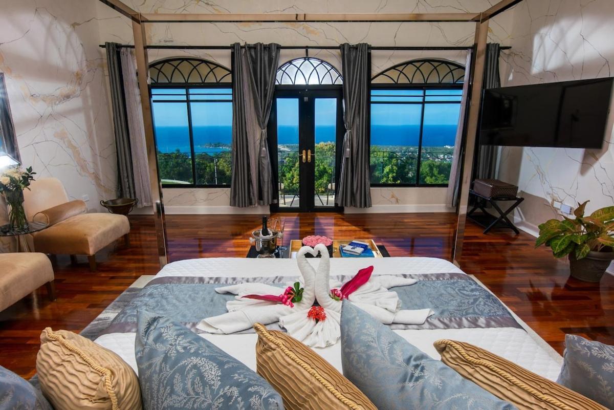 Villa Mimosa Jamaica Exclusive Luxury Stay- Resort Vibe Дискавъри Бей Екстериор снимка