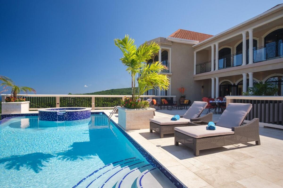 Villa Mimosa Jamaica Exclusive Luxury Stay- Resort Vibe Дискавъри Бей Екстериор снимка
